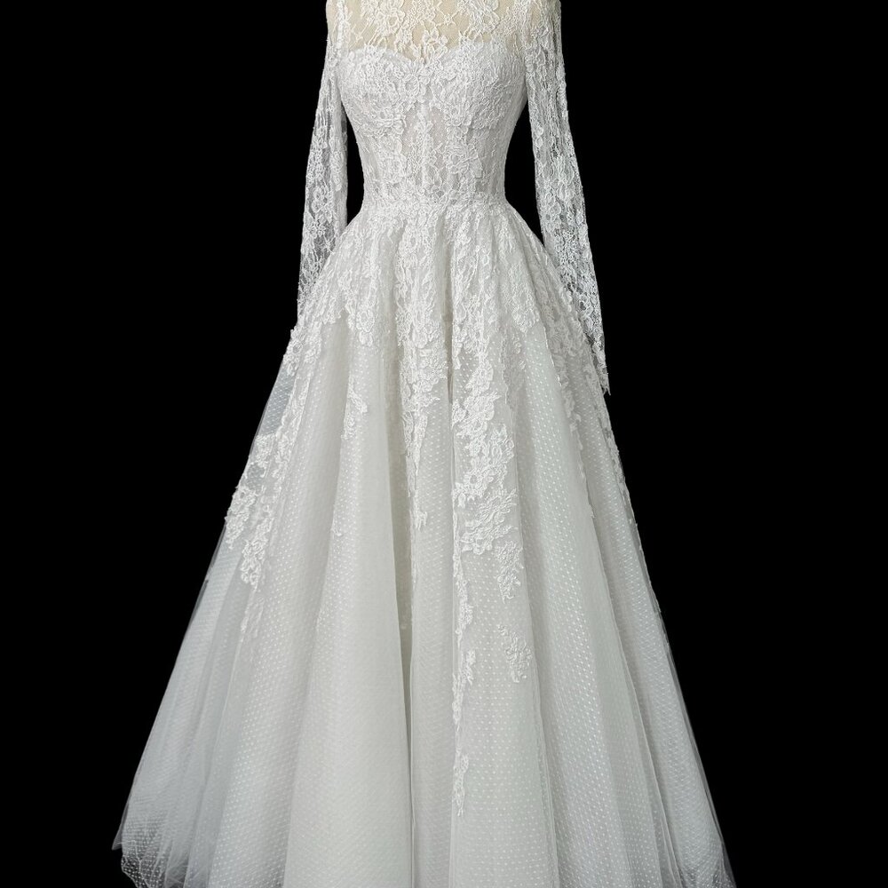 Preloved US 6 Anna Augusta Polka Dot Lace Bridal Gown